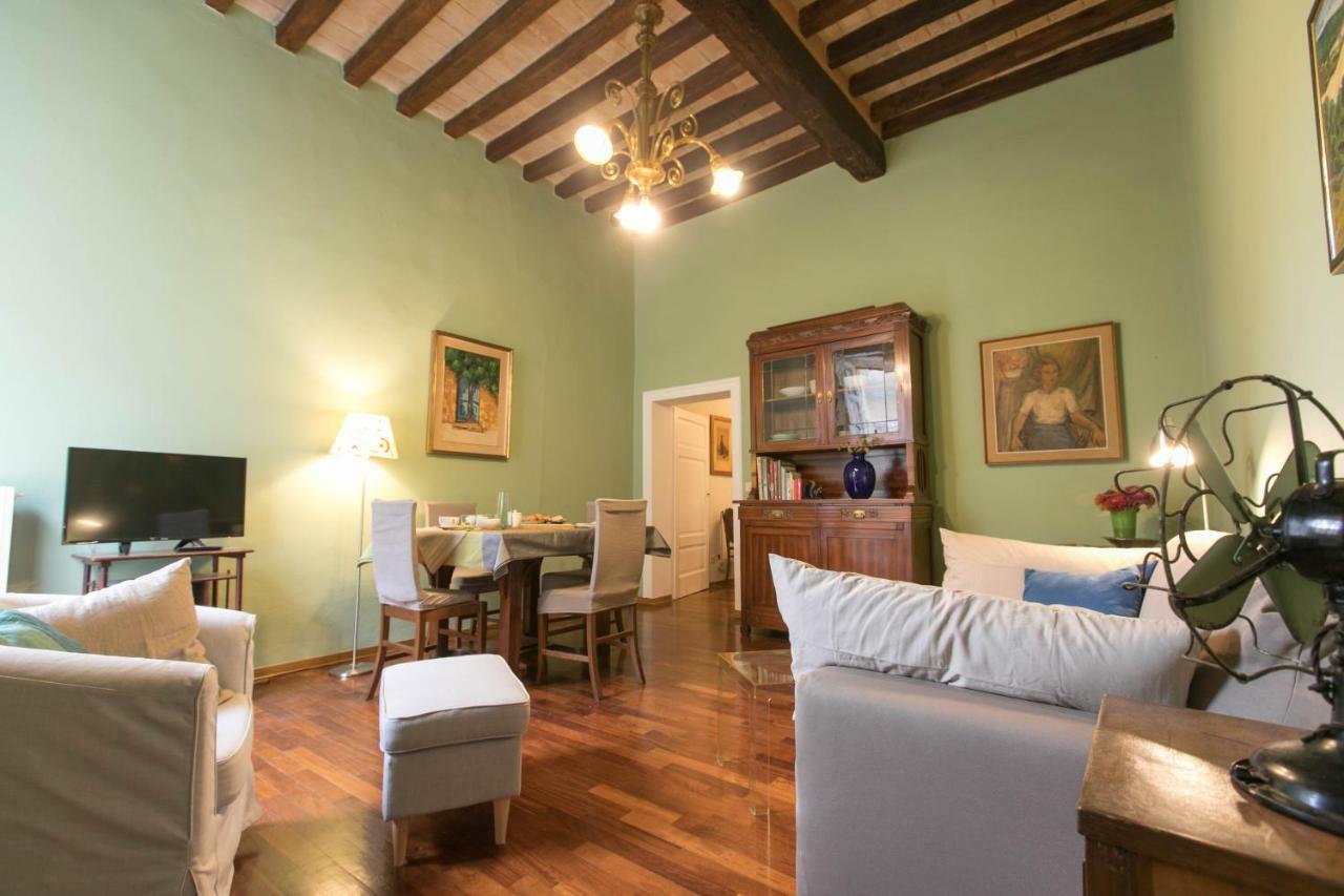 Il Balcone Dell'Angiol D 'Or Lägenhet Parma Exteriör bild