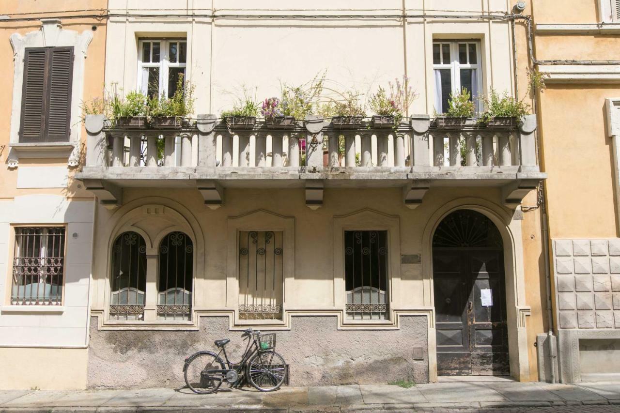 Il Balcone Dell'Angiol D 'Or Lägenhet Parma Exteriör bild