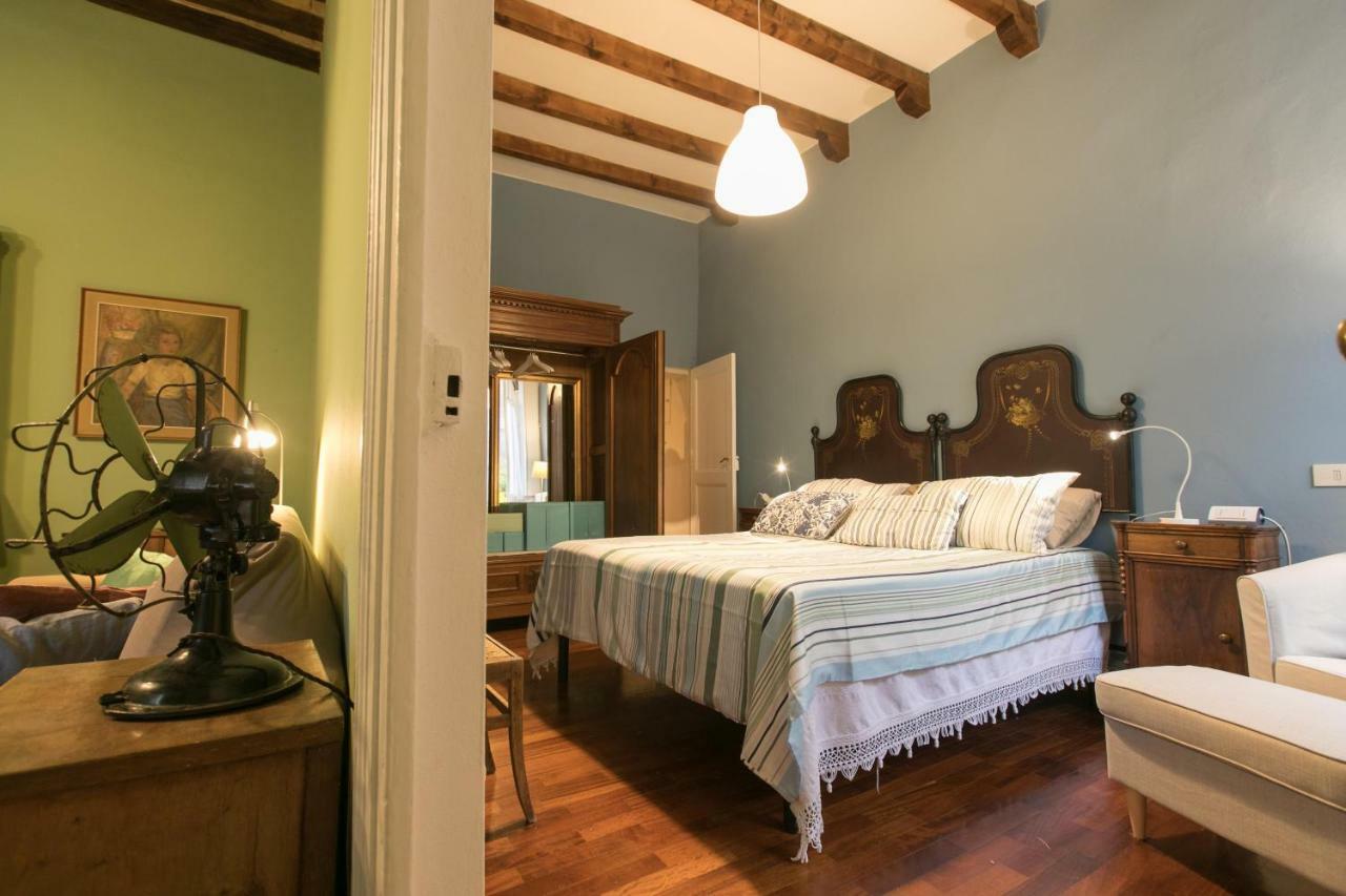 Il Balcone Dell'Angiol D 'Or Lägenhet Parma Exteriör bild