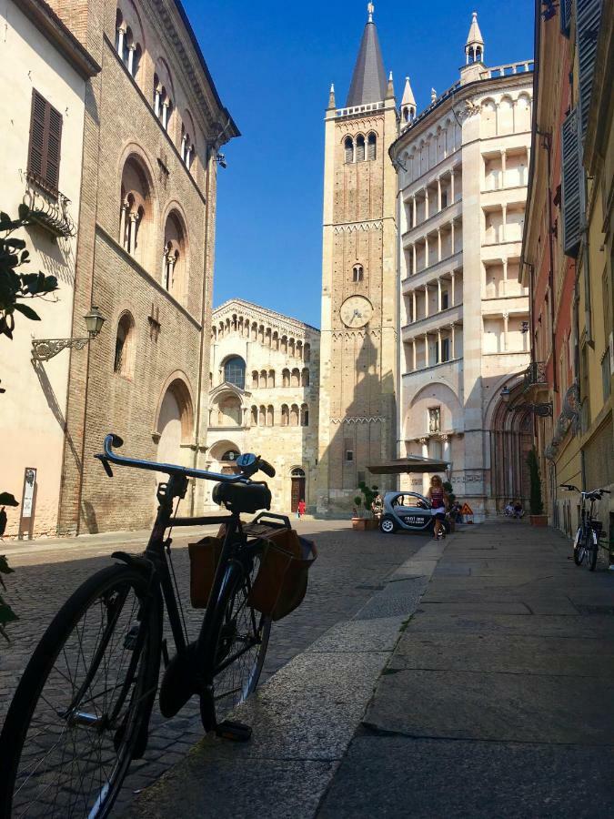Il Balcone Dell'Angiol D 'Or Lägenhet Parma Exteriör bild